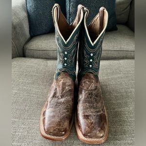 Men’s Cody James Square Toe Cowboy Boots